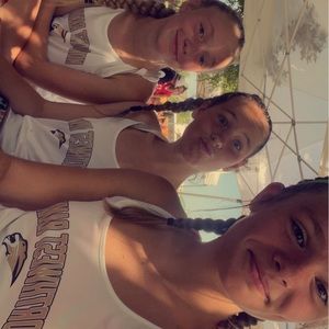 Meet your Posher, Ella